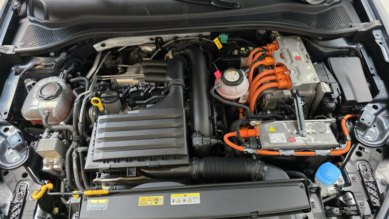 SEAT LEON ST