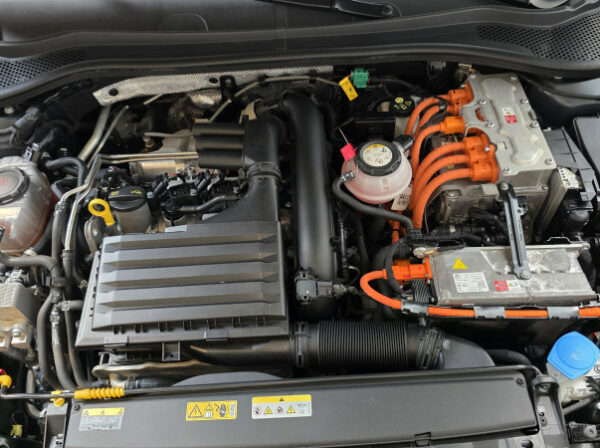 SEAT LEON ST