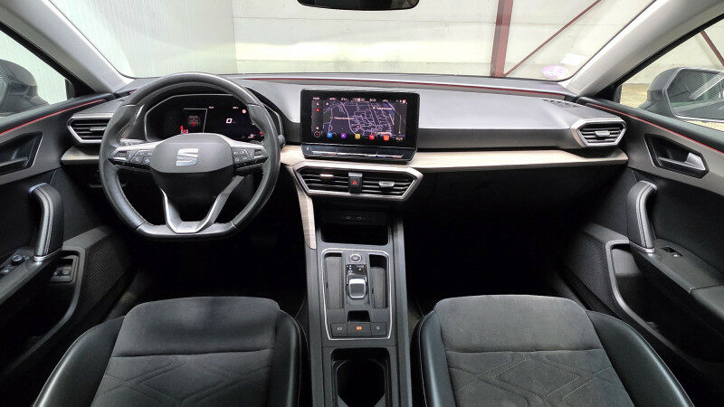 SEAT LEON ST