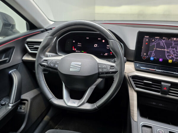 SEAT LEON ST