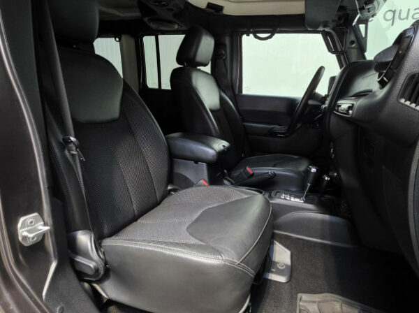 JEEP WRANGLER UNLIMITED