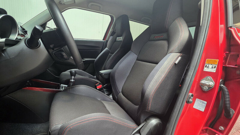 SUZUKI SWIFT