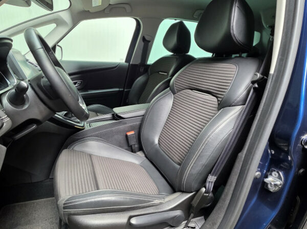 RENAULT SCENIC IV