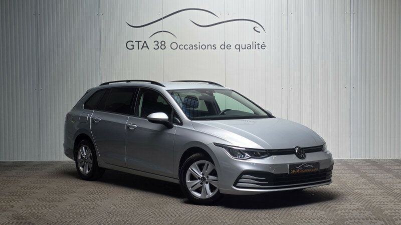 VOLKSWAGEN GOLF VIII SW