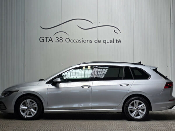 VOLKSWAGEN GOLF VIII SW