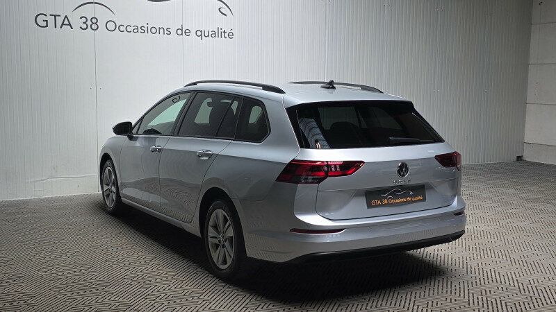 VOLKSWAGEN GOLF VIII SW