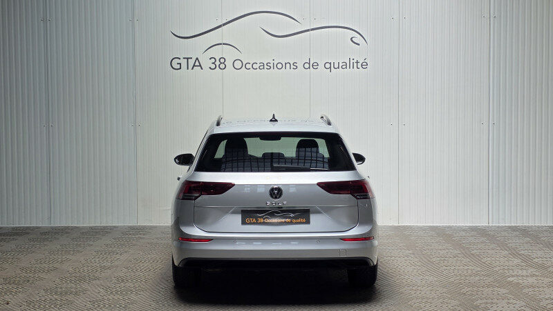 VOLKSWAGEN GOLF VIII SW