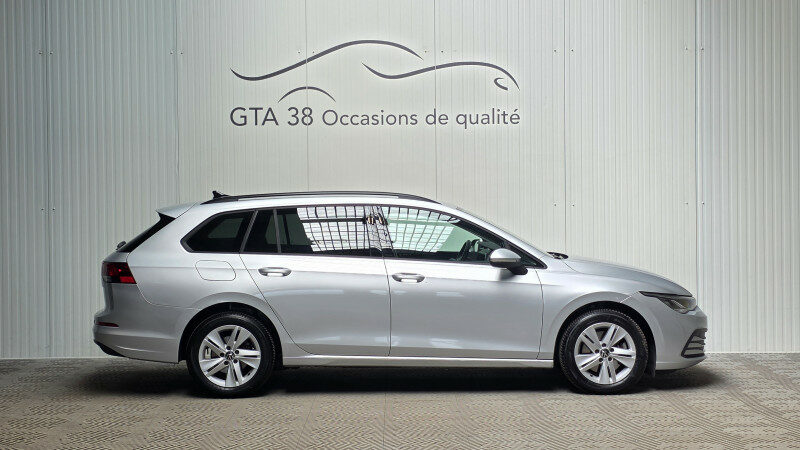 VOLKSWAGEN GOLF VIII SW