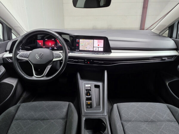 VOLKSWAGEN GOLF VIII SW