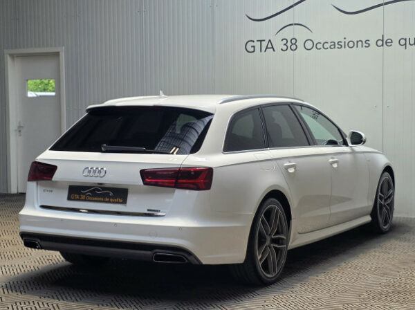 AUDI A6 AVANT