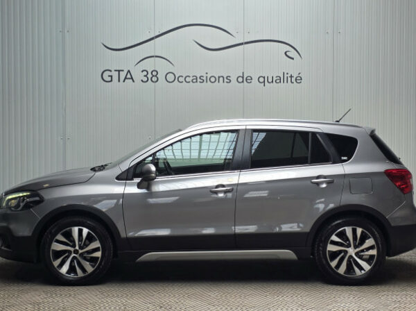 SUZUKI S-CROSS