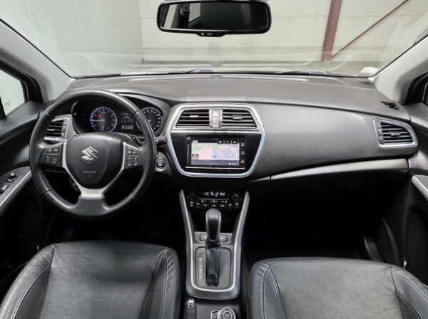 SUZUKI S-CROSS