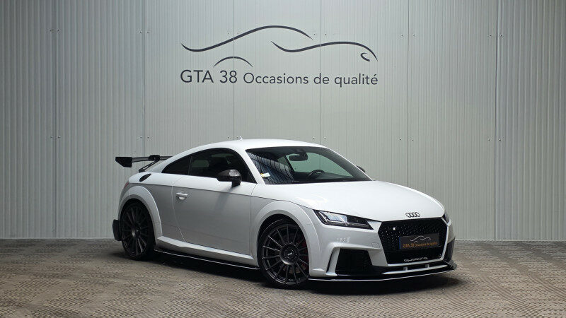 AUDI TT RS