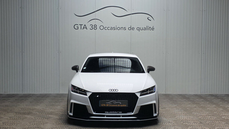 AUDI TT RS