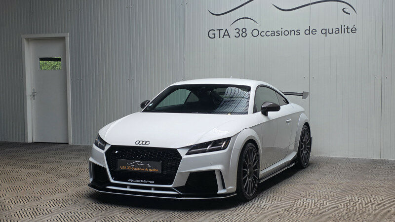AUDI TT RS