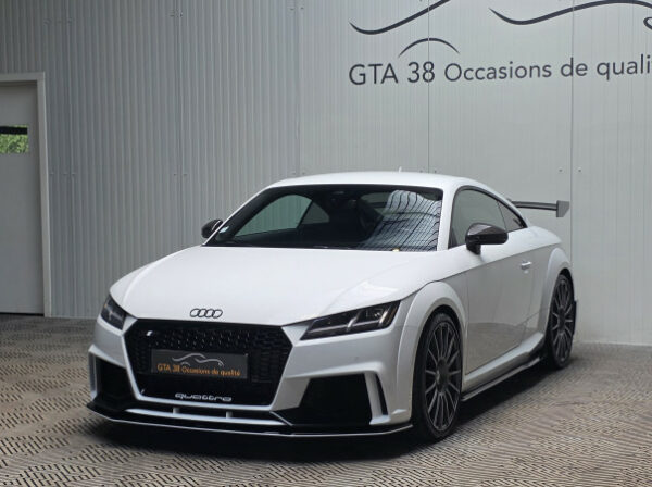 AUDI TT RS