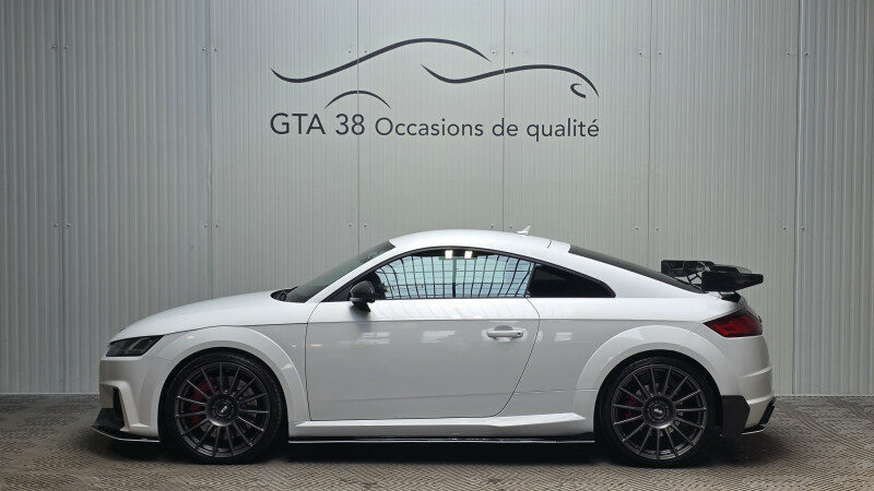 AUDI TT RS