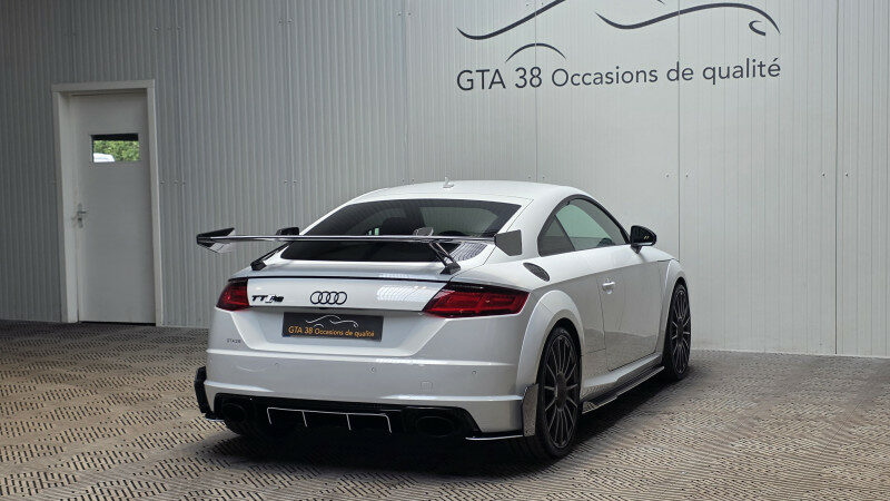 AUDI TT RS
