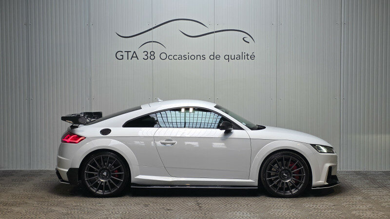 AUDI TT RS