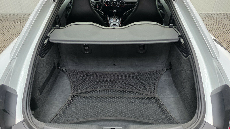 AUDI TT RS