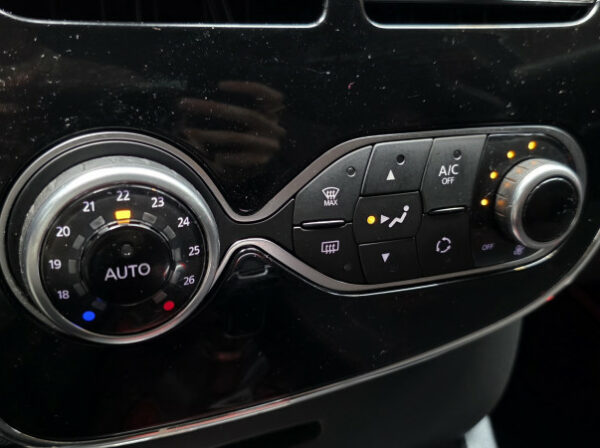 RENAULT CLIO IV