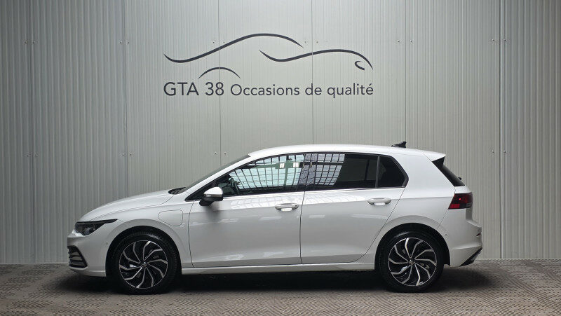 VOLKSWAGEN GOLF VIII