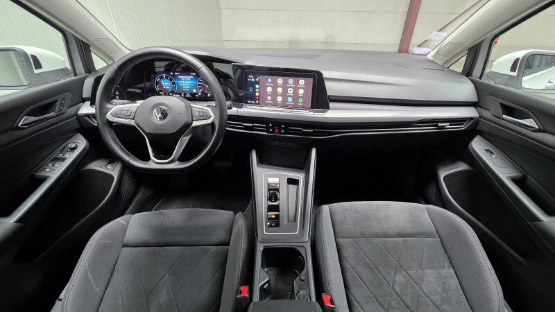 VOLKSWAGEN GOLF VIII