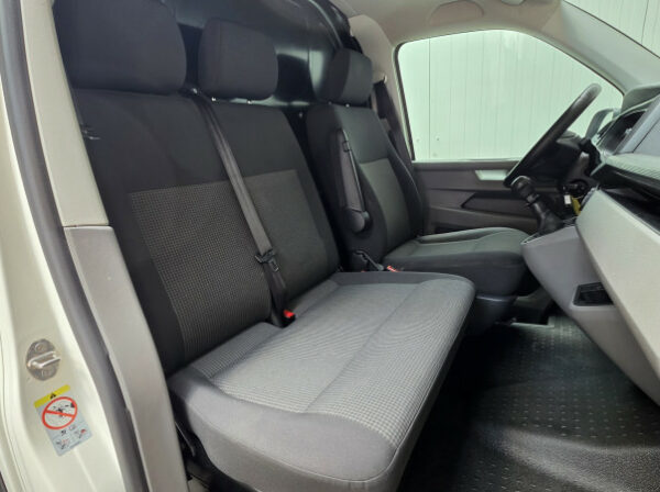 VOLKSWAGEN TRANSPORTER FG