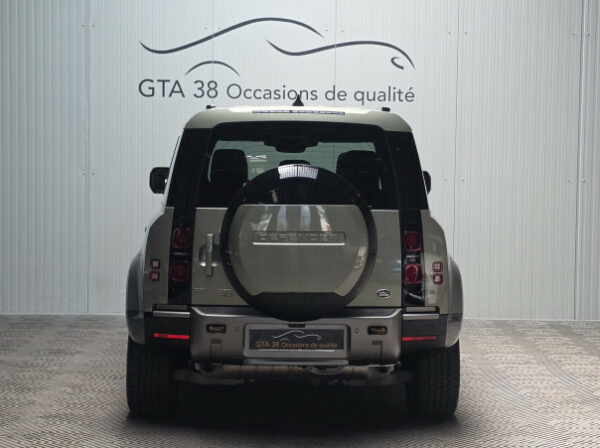 LAND-ROVER DEFENDER