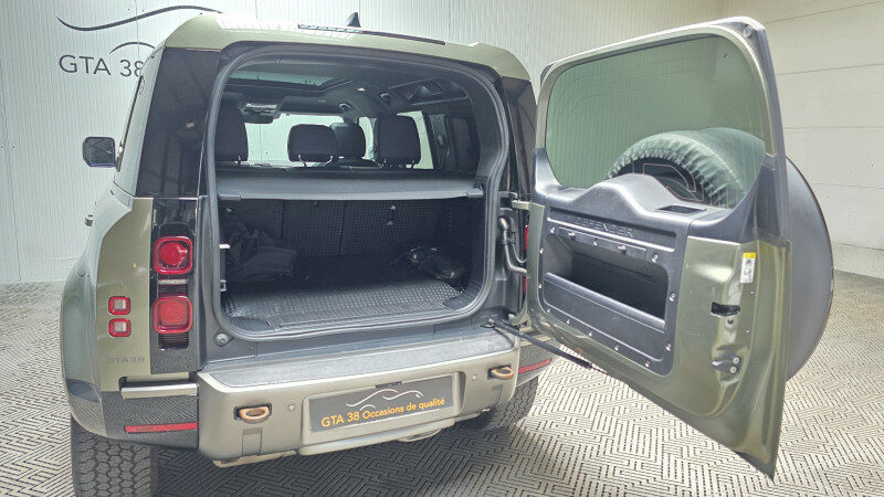 LAND-ROVER DEFENDER