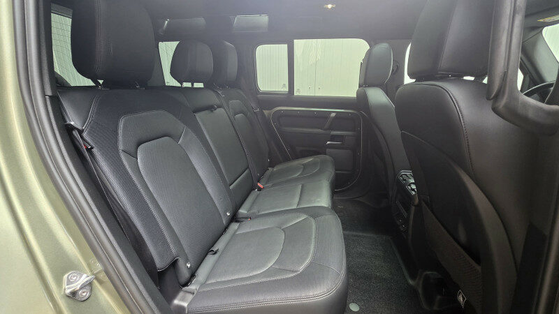 LAND-ROVER DEFENDER