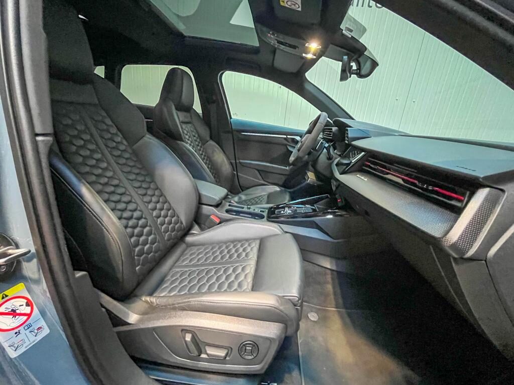 AUDI RS3