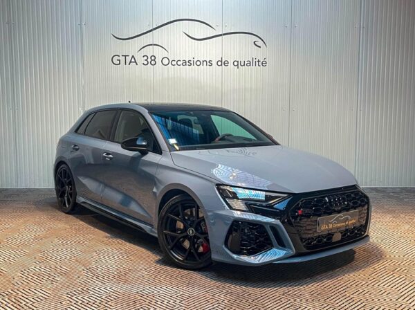 AUDI RS3