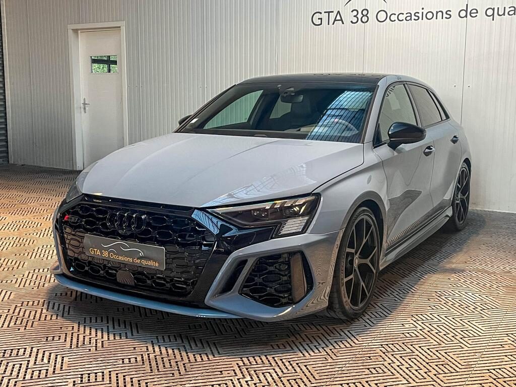 AUDI RS3