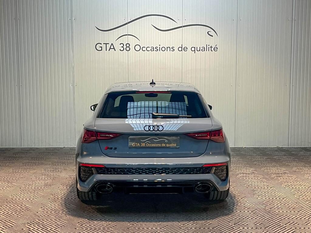 AUDI RS3