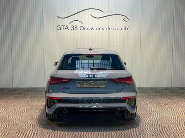 AUDI RS3