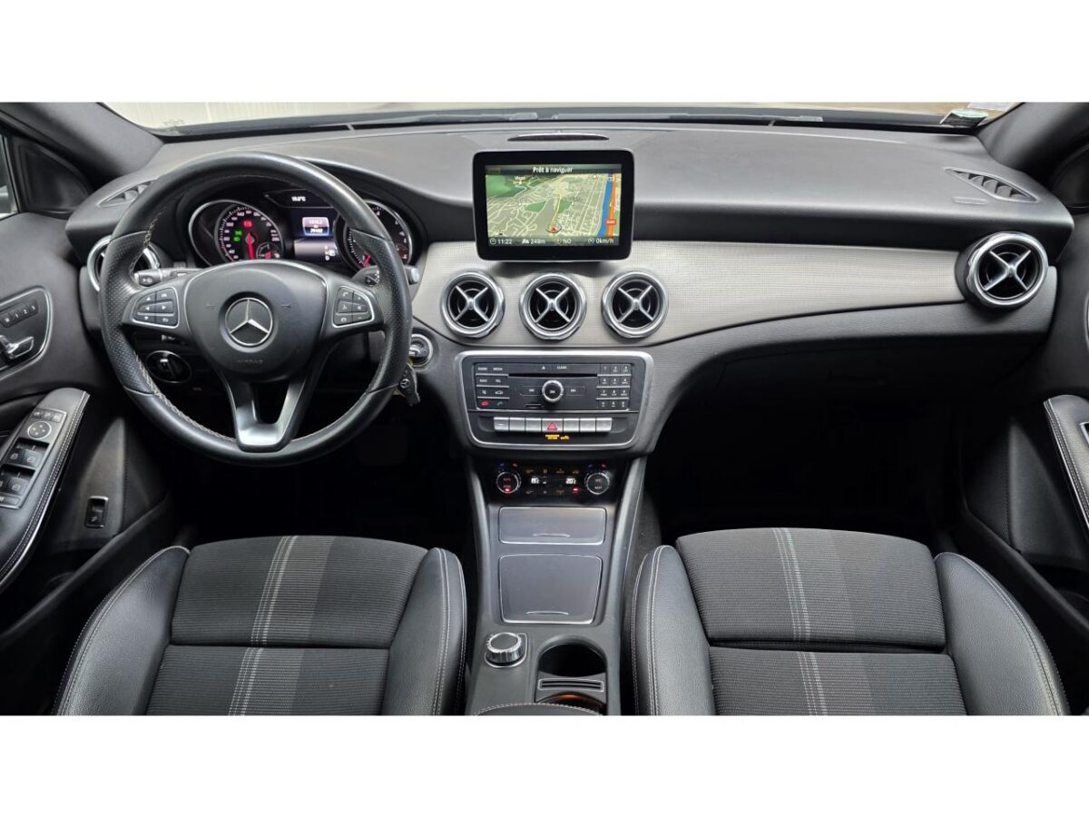 MERCEDES CLASSE GLA