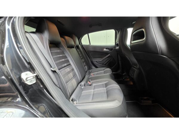 MERCEDES CLASSE GLA