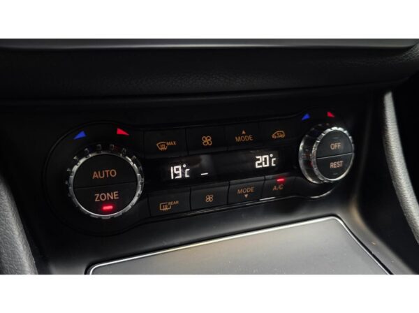 MERCEDES CLASSE GLA