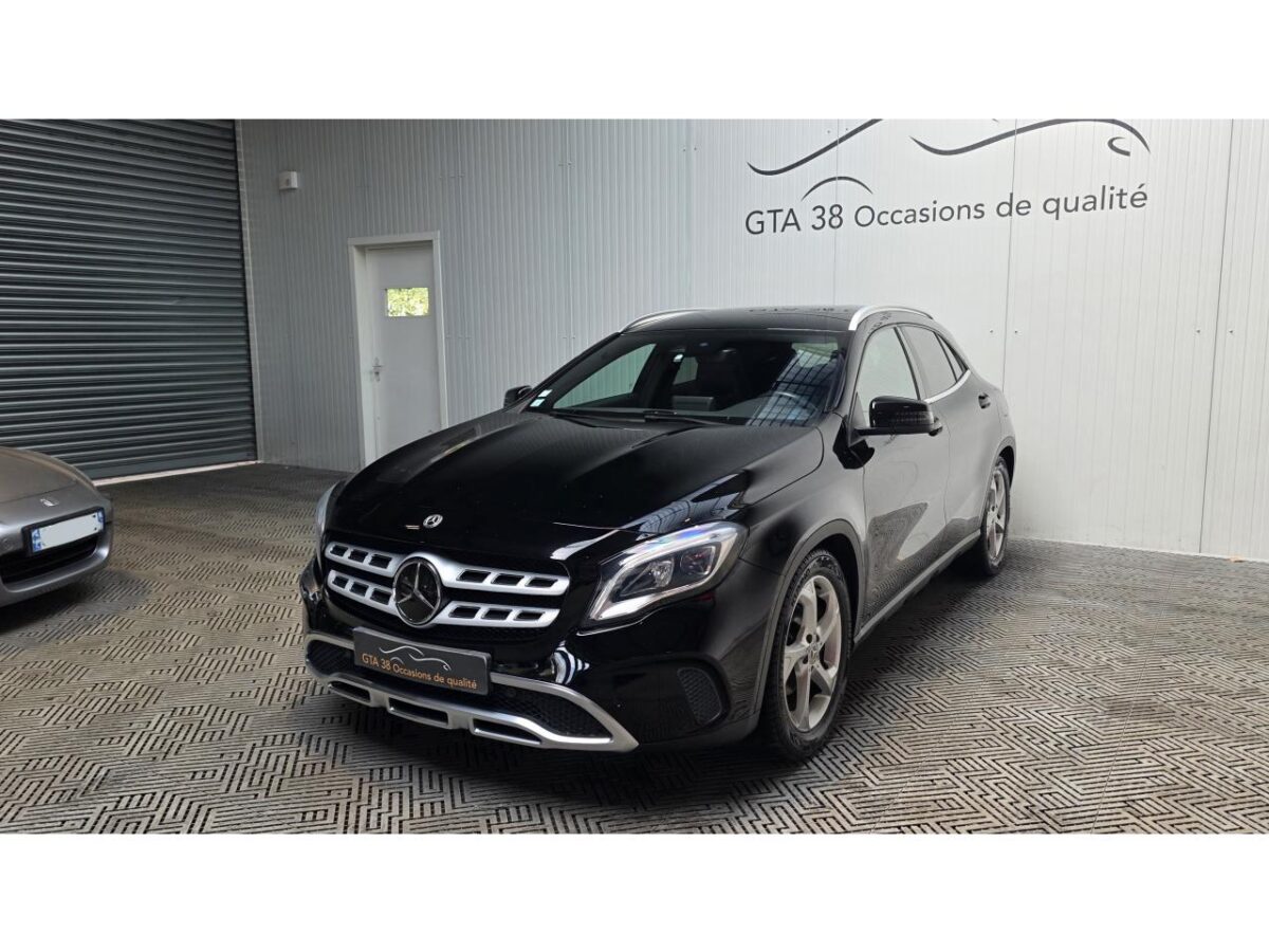 MERCEDES CLASSE GLA