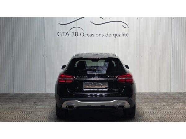 MERCEDES CLASSE GLA
