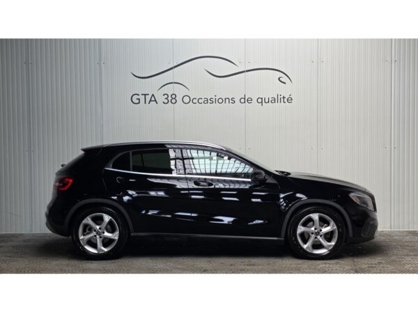 MERCEDES CLASSE GLA