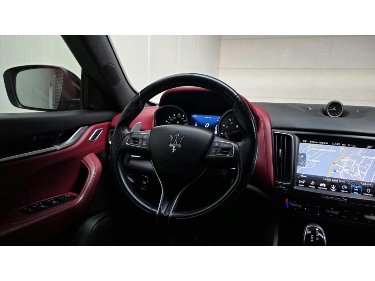 MASERATI LEVANTE