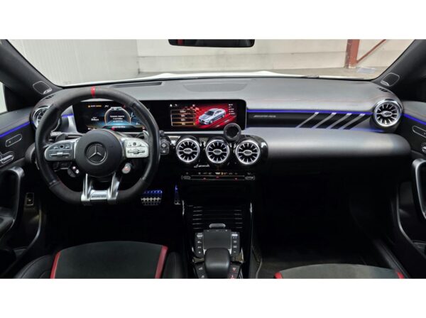 MERCEDES CLA