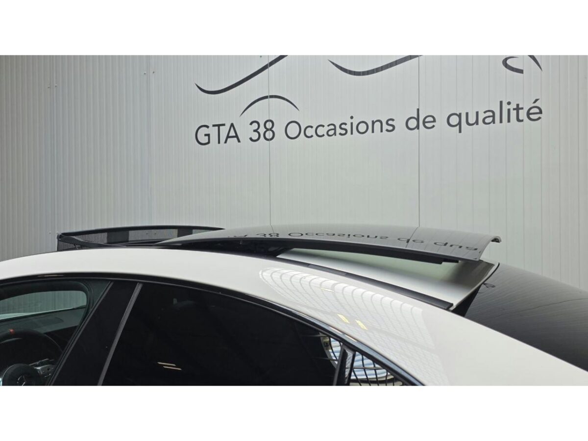 MERCEDES CLA