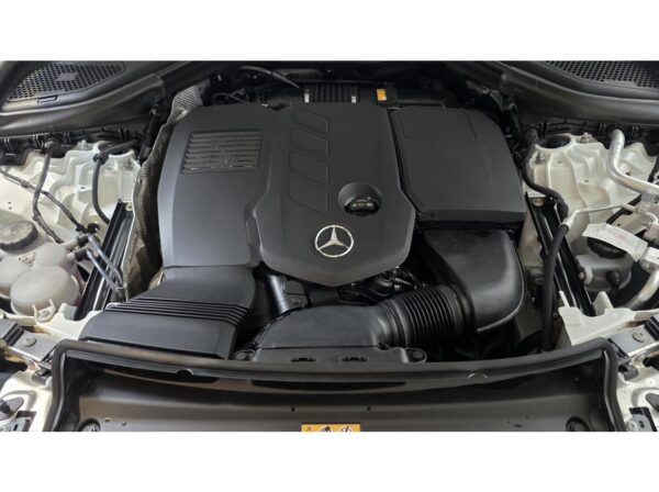 MERCEDES GLC
