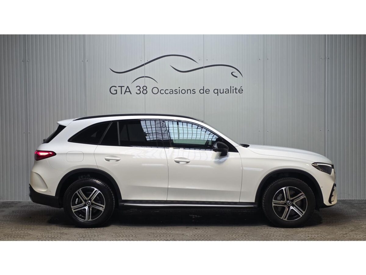 MERCEDES GLC