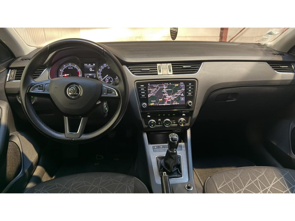 SKODA OCTAVIA