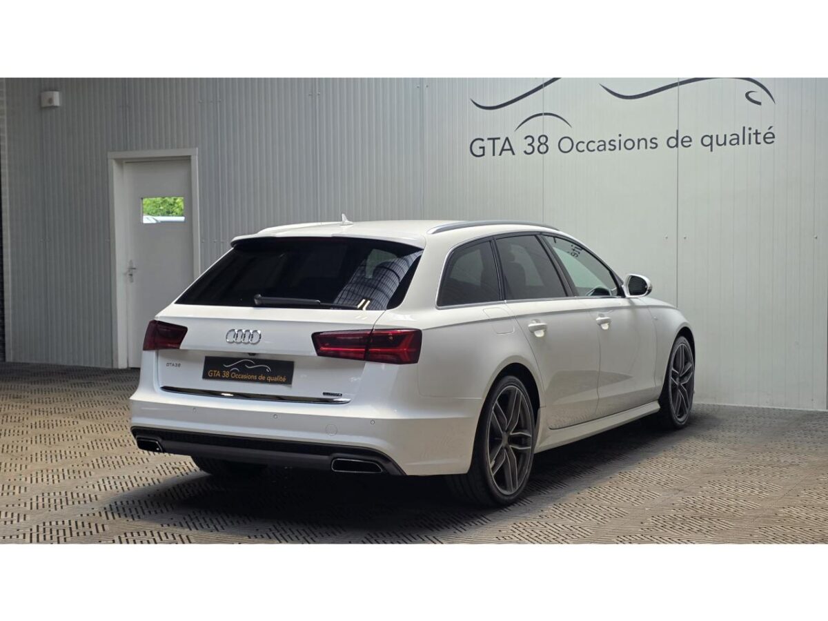 AUDI A6 AVANT