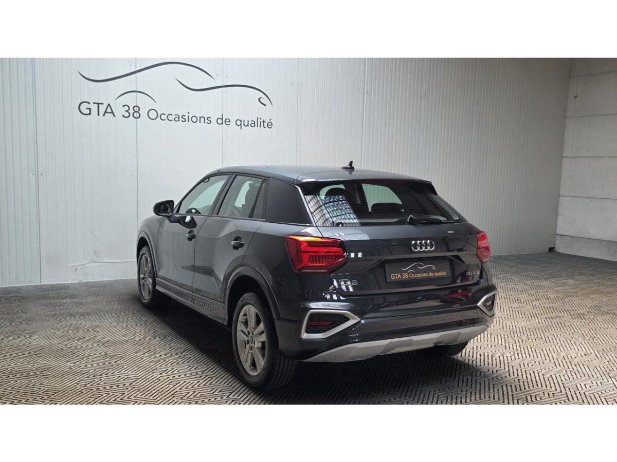 AUDI Q2